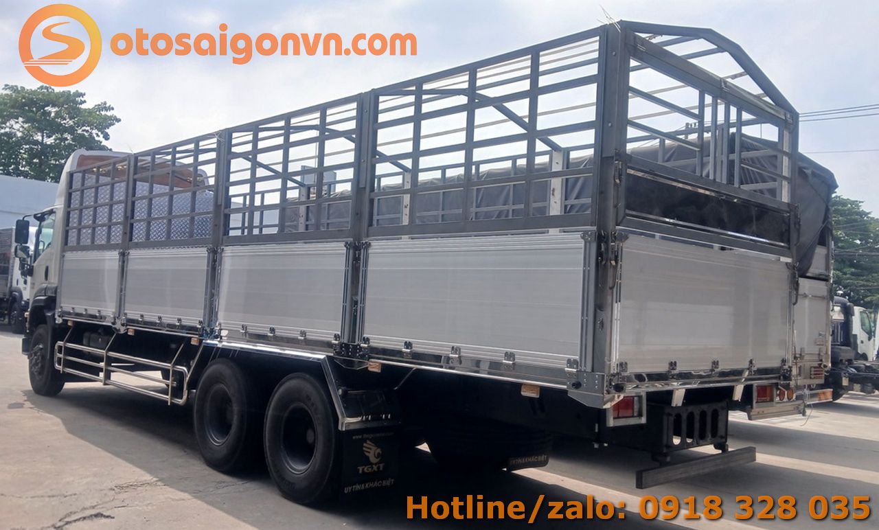 Xe tai isuzu fvm1500 15 tan thung mui bat 9m 7m 29