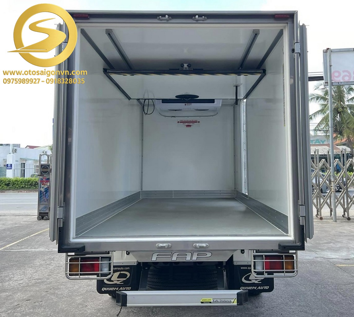 Xe tai isuzu 1.9 tan QKR210 thung dong lanh  58